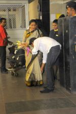 Asha Bhosle spotted at airport on 21st Oct 2011 (3).JPG
